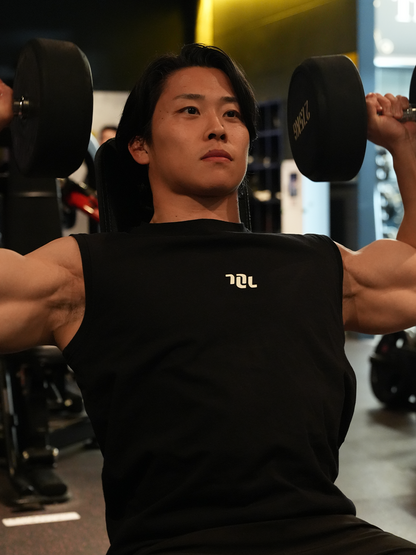 SLEEVELESS FIT GRIP T-SHIRT